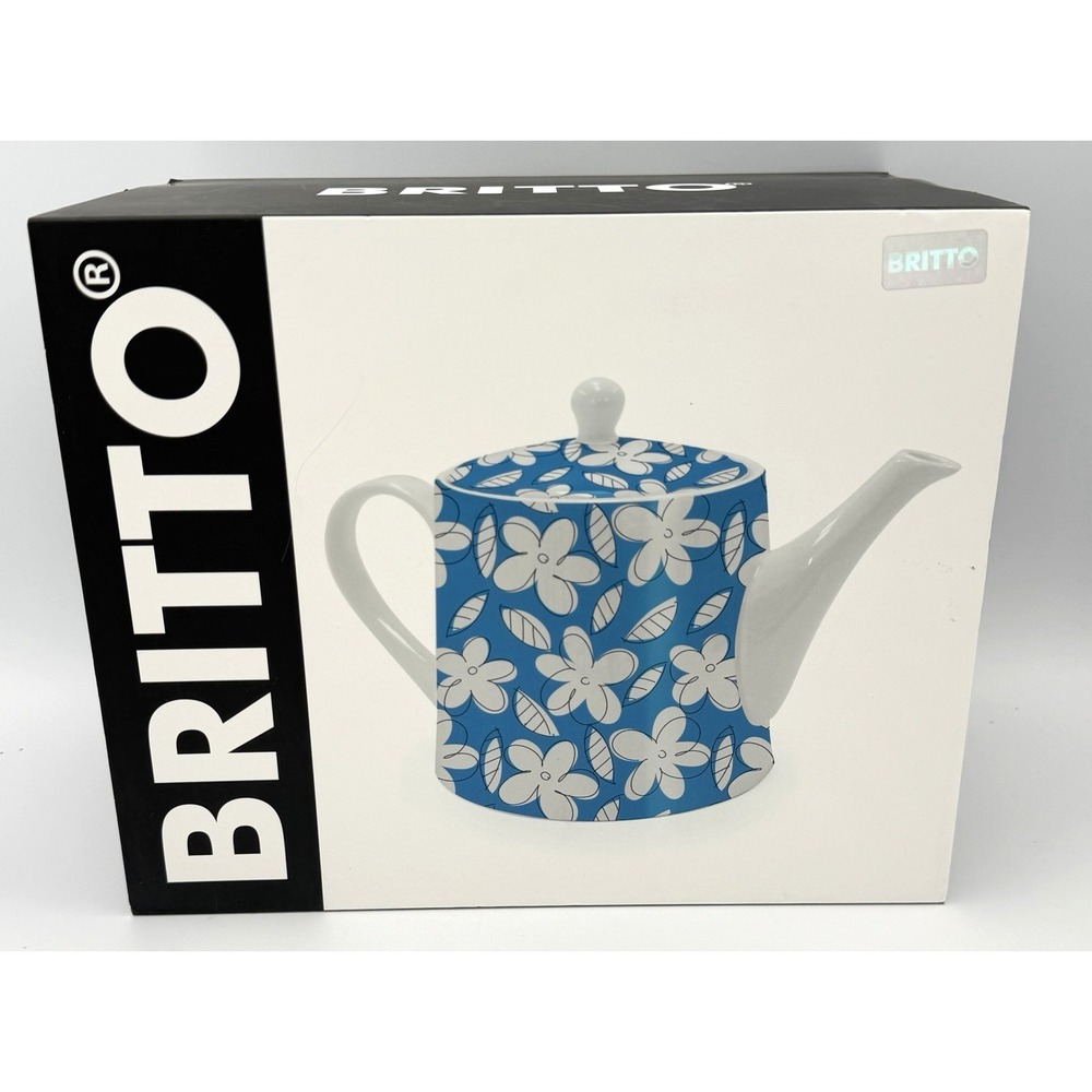 Romero Britto Bone China Tea Pot Coffee w/ Lid Blue & White Flowers 28.7 Oz New